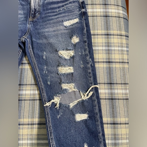 KanCan NWT Larisa Ultra High Rise Relaxed Fit Mom Jeans Distressed 9/28 - Picture 15 of 15
